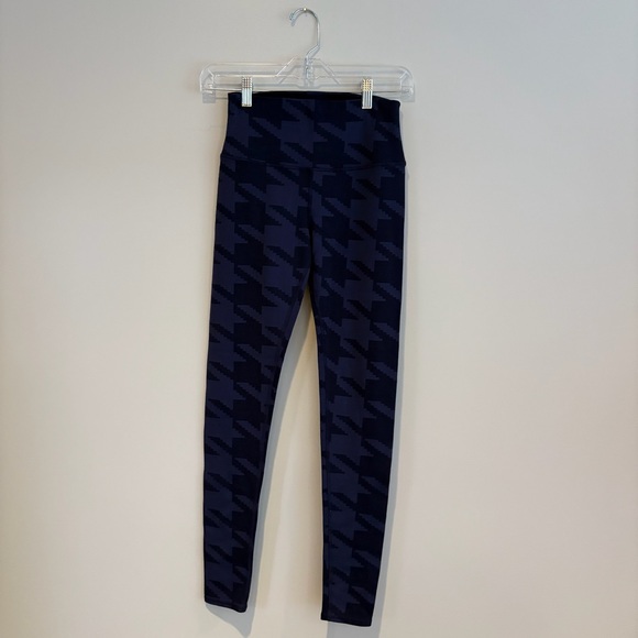 ALO Yoga Houndstooth High Rise Legging Size S - Picture 2 of 9
